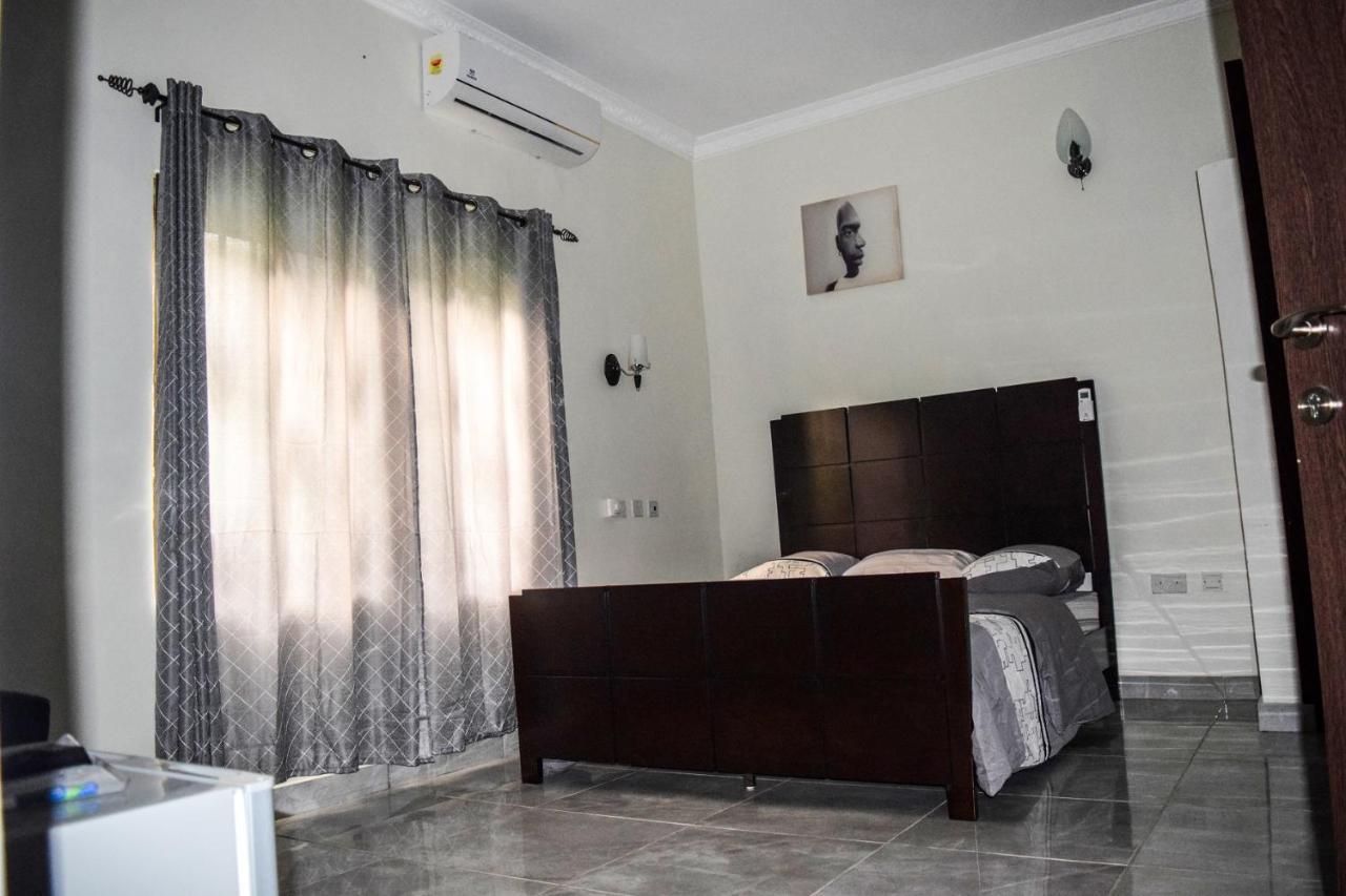 3A'S Guest House Akosombo 외부 사진
